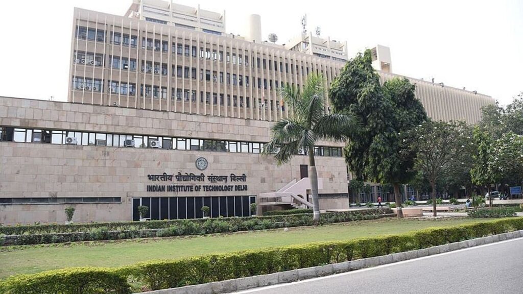 Robotic Device to Detect Slippery Floor Among Tech Displayed at IIT Open House